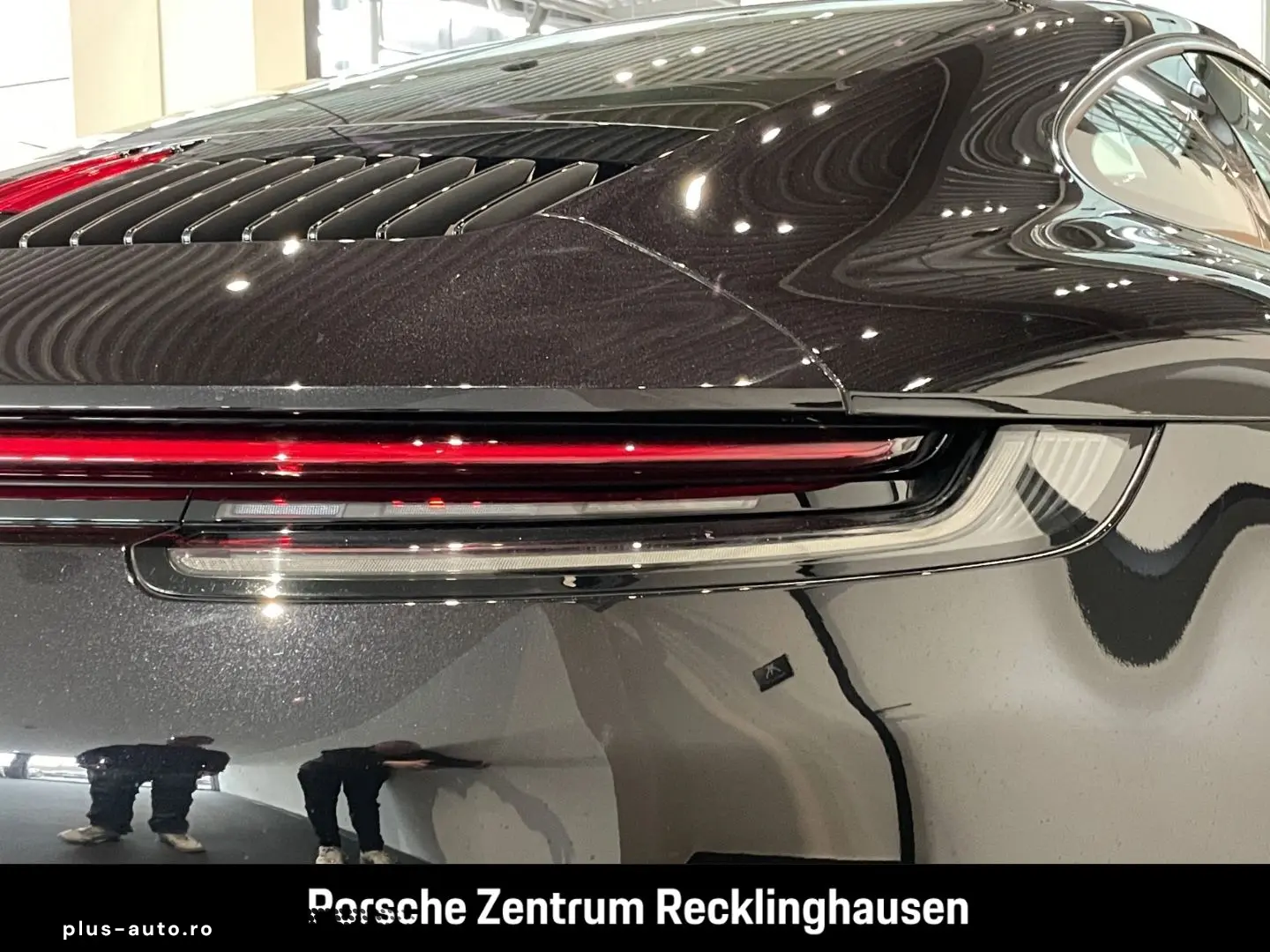 PORSCHE 992 911 Carrera nur 36.694 km LED-Scheinwerfer