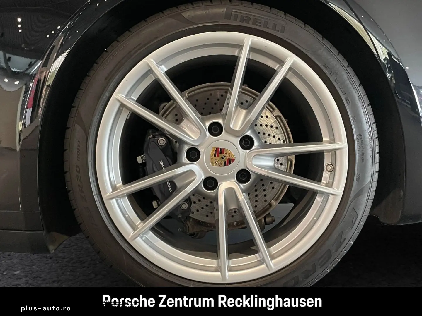 PORSCHE 992 911 Carrera nur 36.694 km LED-Scheinwerfer