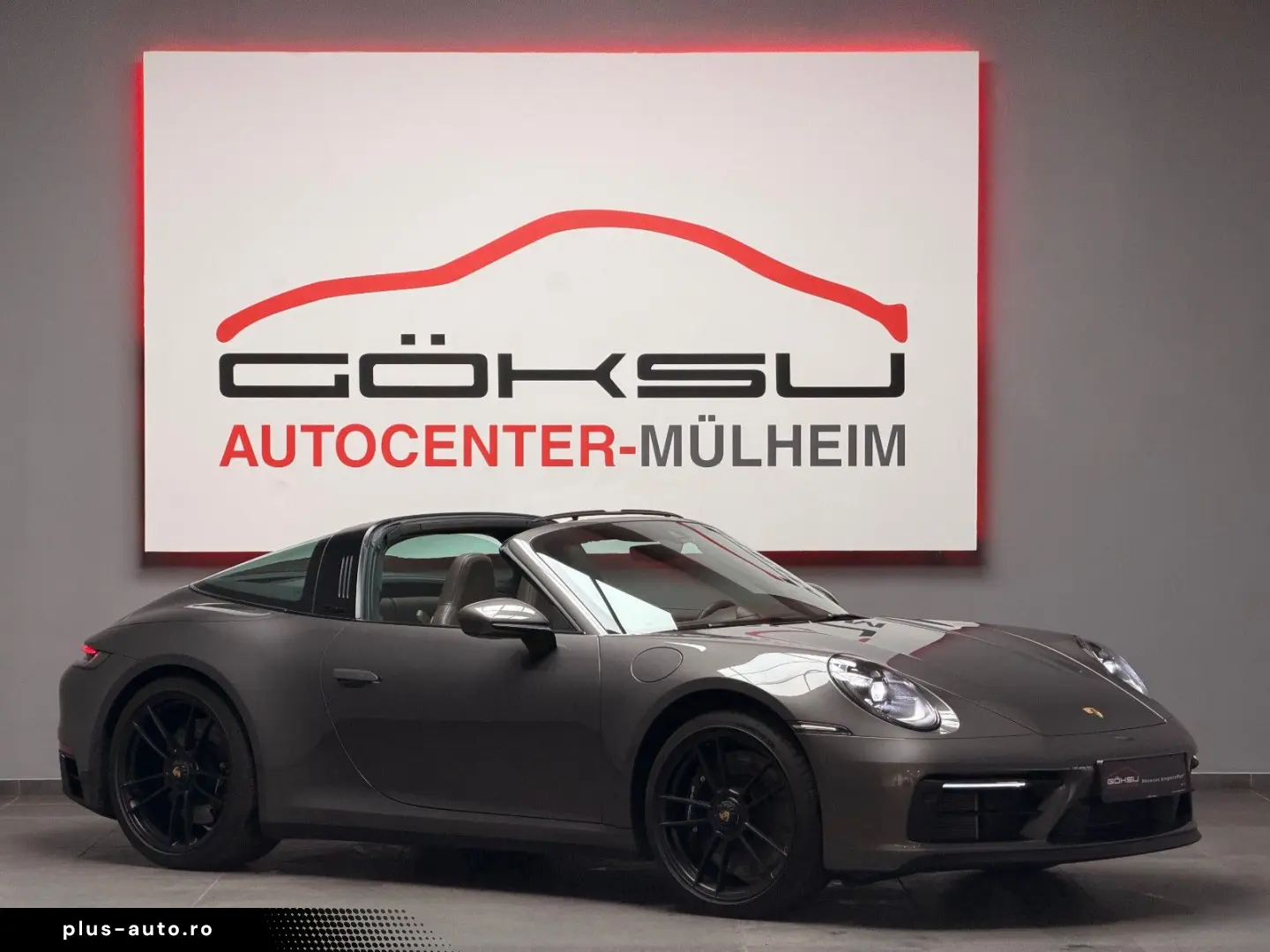 PORSCHE 911 Targa 4GTS Lift Matrix 360 4-RadLenkung 1.Hd