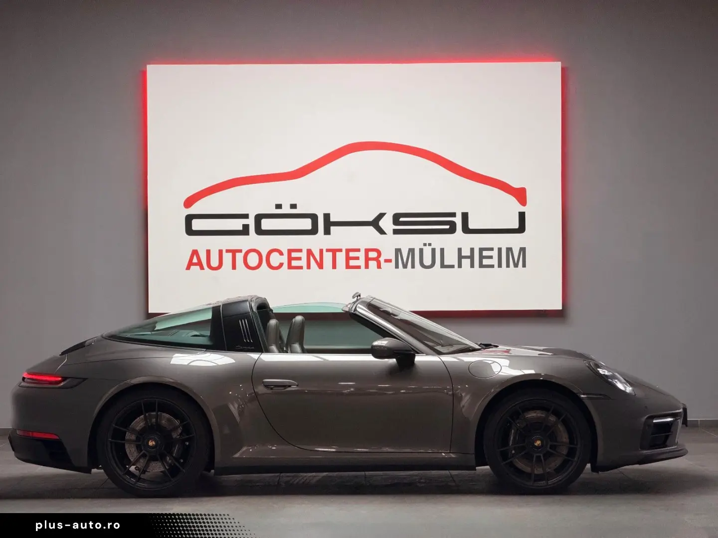 PORSCHE 911 Targa 4GTS Lift Matrix 360 4-RadLenkung 1.Hd