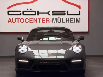 PORSCHE 911 Targa 4GTS Lift Matrix 360 4-RadLenkung 1.Hd