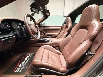 PORSCHE 911 Targa 4GTS Lift Matrix 360 4-RadLenkung 1.Hd