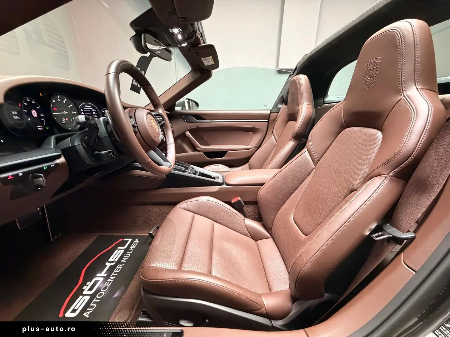 PORSCHE 911 Targa 4GTS Lift Matrix 360 4-RadLenkung 1.Hd