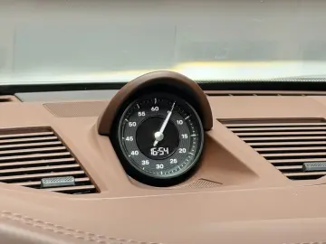 PORSCHE 911 Targa 4GTS Lift Matrix 360 4-RadLenkung 1.Hd