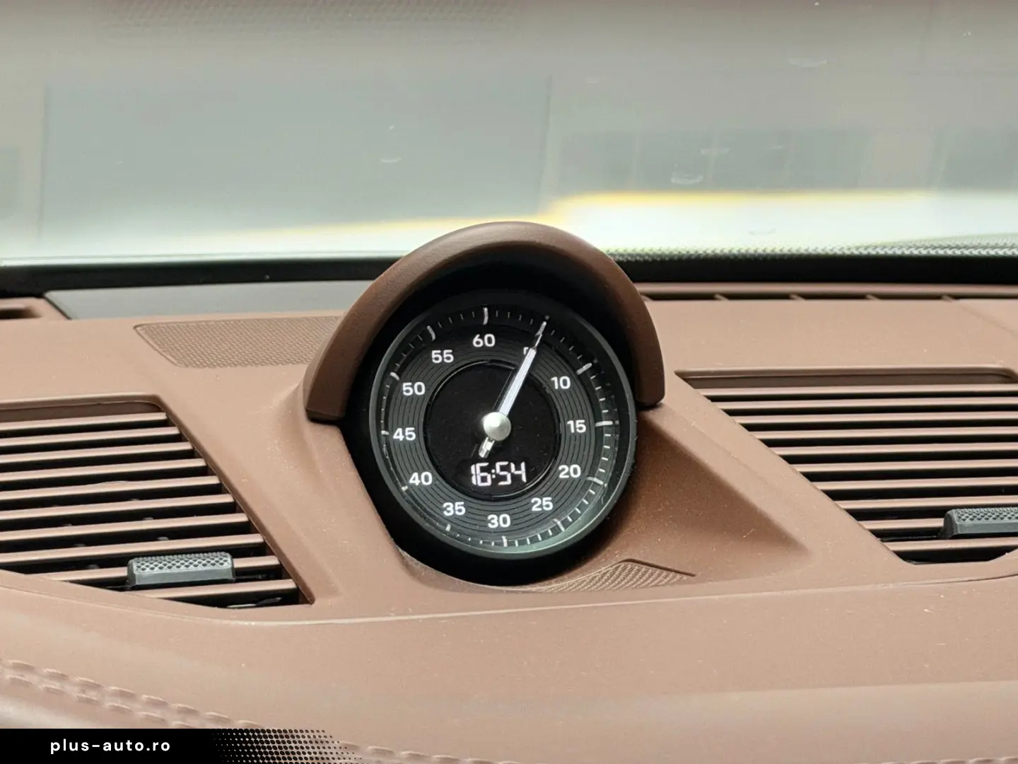 PORSCHE 911 Targa 4GTS Lift Matrix 360 4-RadLenkung 1.Hd