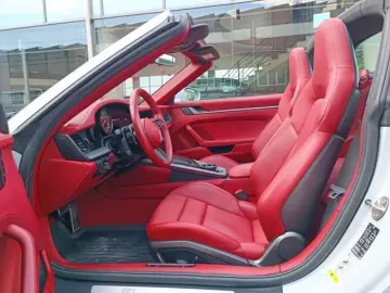 PORSCHE PORSCHE 911 Targa 4S