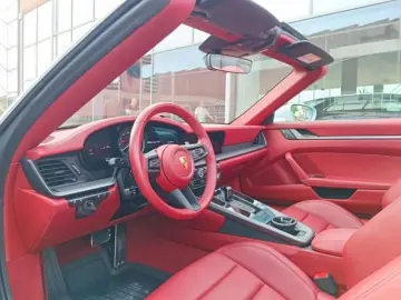 PORSCHE PORSCHE 911 Targa 4S
