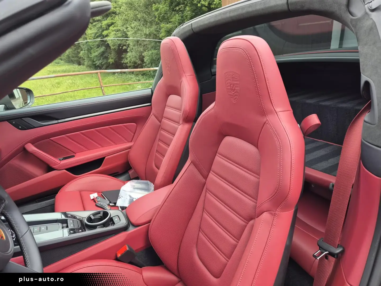 Porsche 992 Carrera Targa 4 GTS Matrix