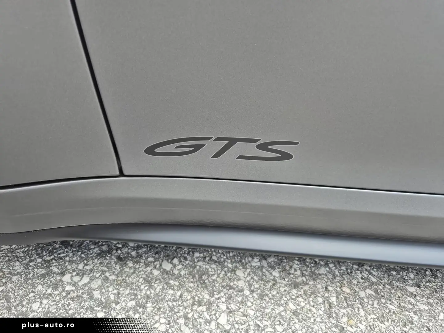 Porsche 992 Carrera Targa 4 GTS Matrix