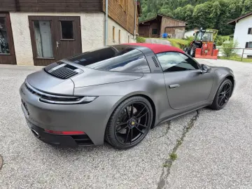 Porsche 992 Carrera Targa 4 GTS Matrix