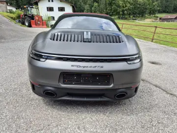 Porsche 992 Carrera Targa 4 GTS Matrix