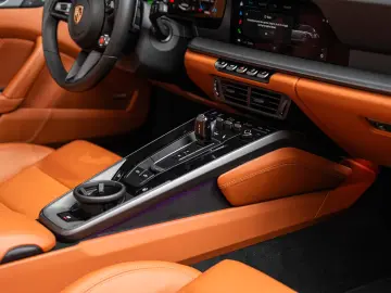 Porsche Targa 992 4S