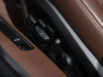 PORSCHE 992 911 Targa 4 GTS Burmester Clubleder InnoDriv