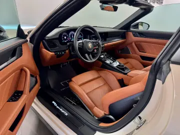 Porsche 992 Targa 4 GTS FULL