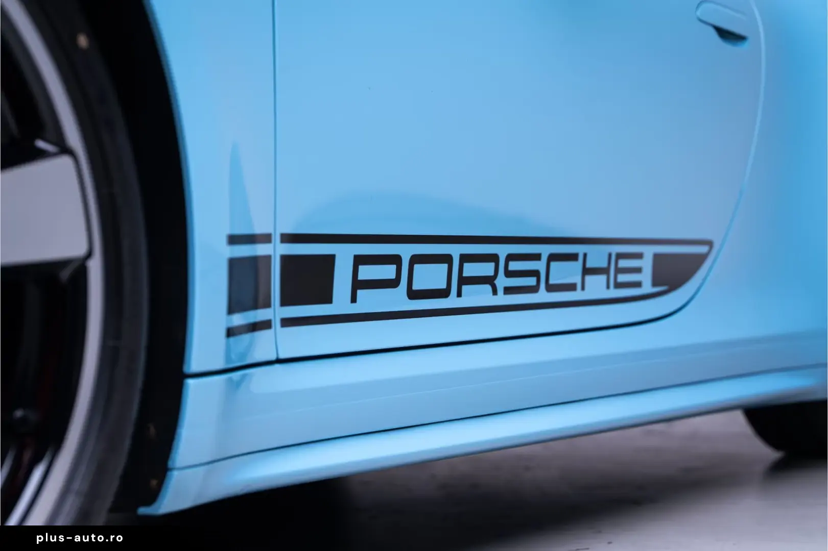 Porsche 992 Targa Carrera  4S