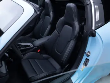 Porsche 992 Targa Carrera  4S