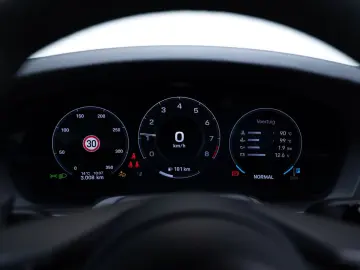 Porsche 992 Targa Carrera  4S