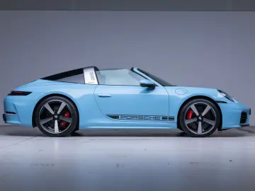 Porsche 992 Targa Carrera  4S