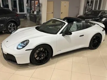 PORSCHE Porsche 911 Targa 4 GTS