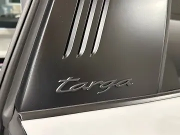 PORSCHE Porsche 911 Targa 4 GTS