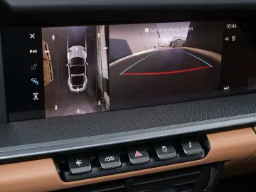 Porsche 992 911 Targa 4S Burmester Lift