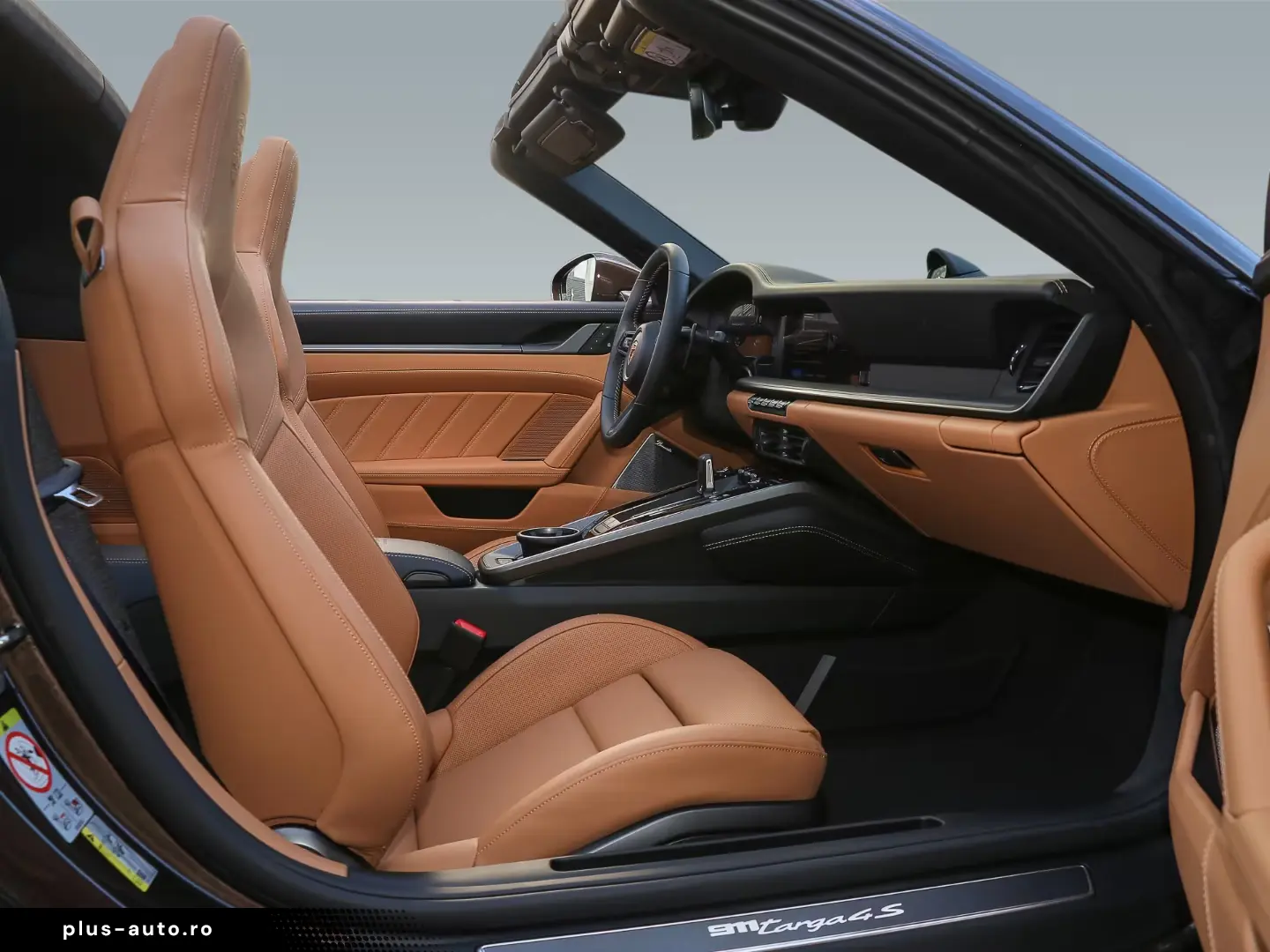 Porsche 992 911 Targa 4S Burmester Lift