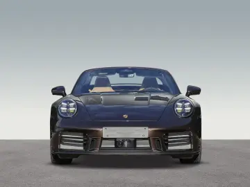 Porsche 992 911 Targa 4S Burmester Lift