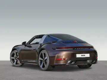 Porsche 992 911 Targa 4S Burmester Lift