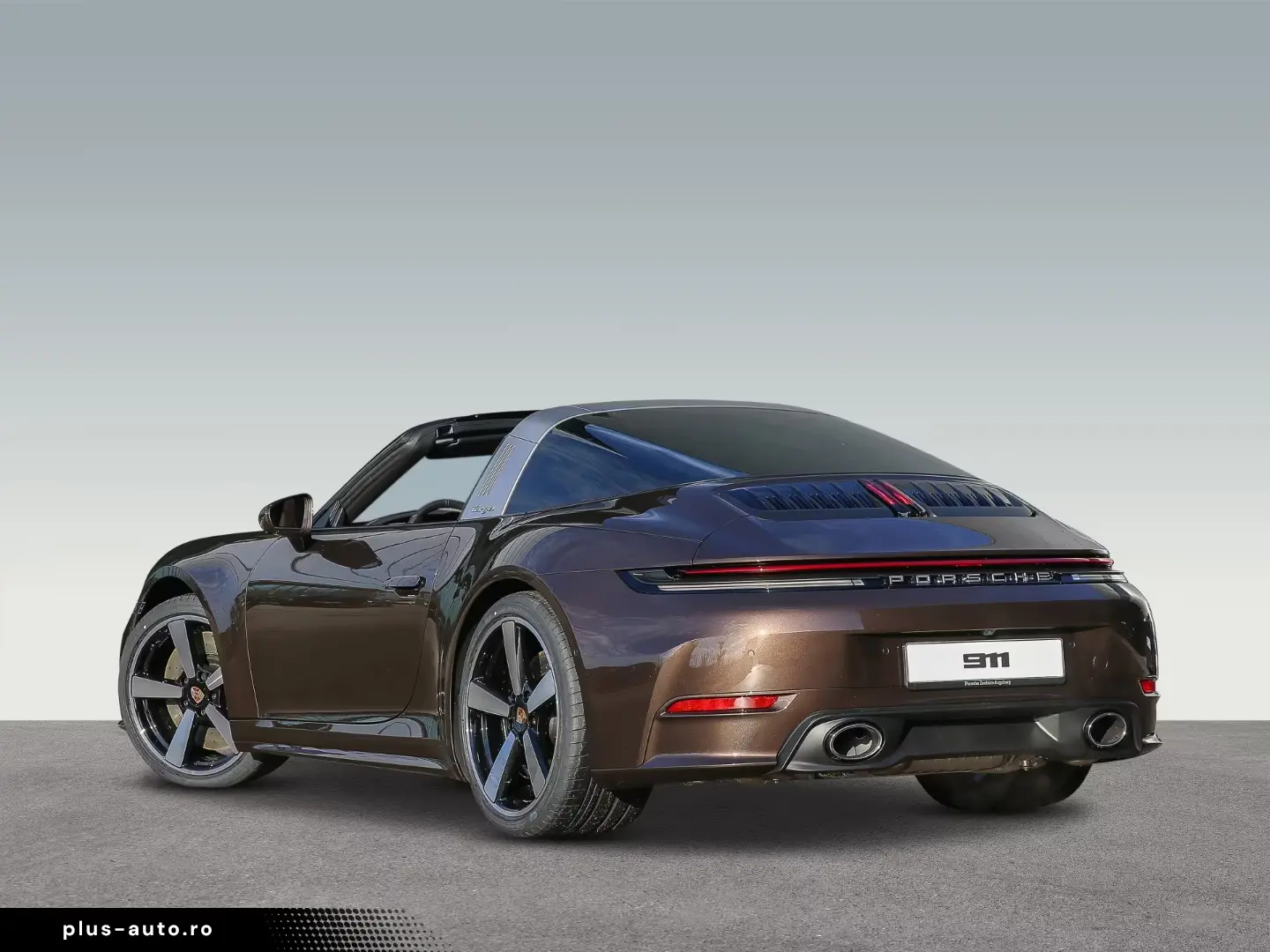 Porsche 992 911 Targa 4S Burmester Lift