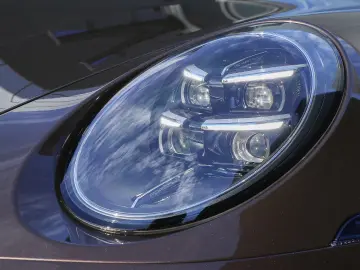 Porsche 992 911 Targa 4S Burmester Lift