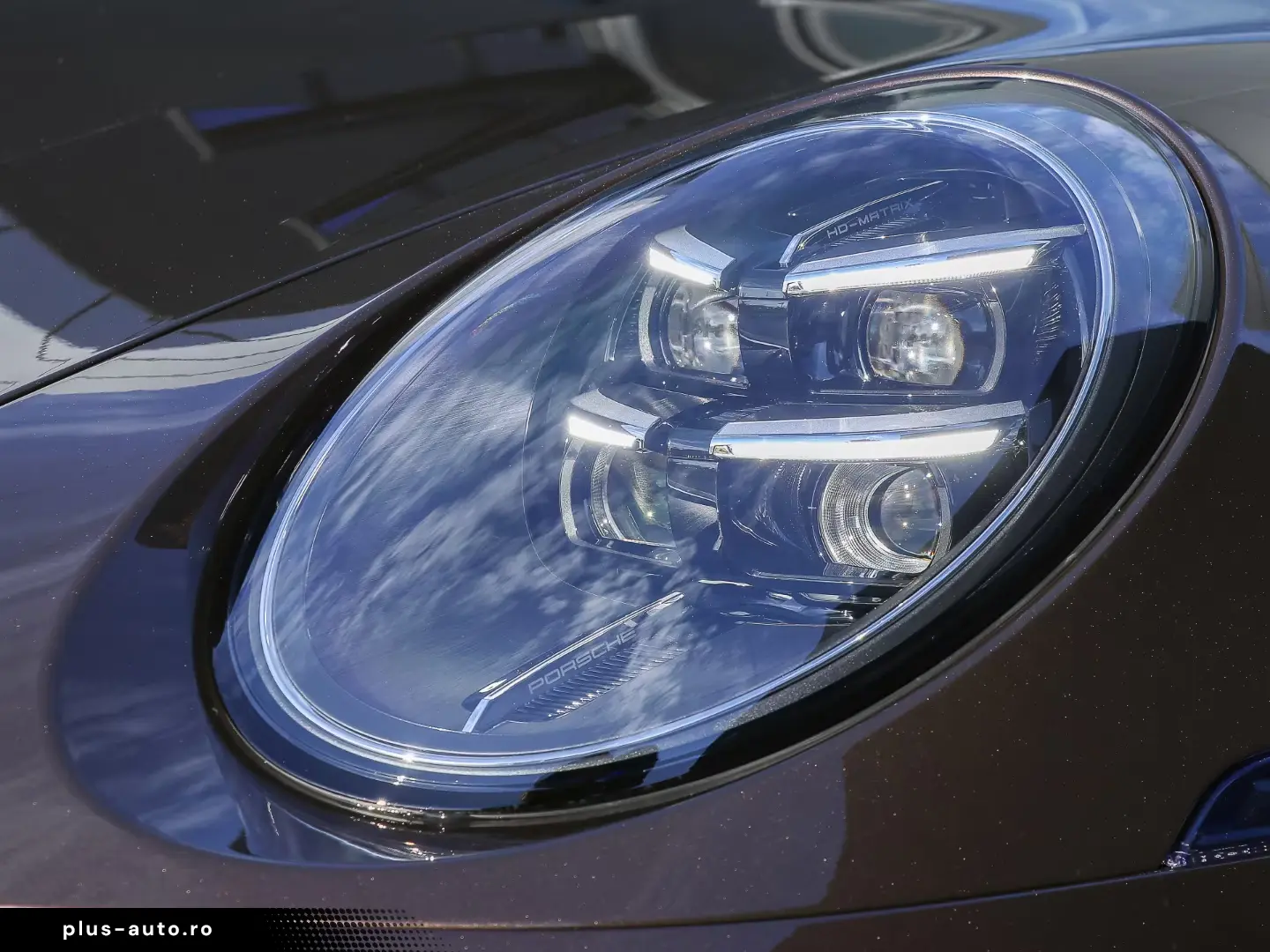 Porsche 992 911 Targa 4S Burmester Lift