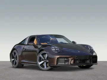 Porsche 992 911 Targa 4S Burmester Lift