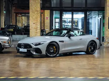 Mercedes Benz SL63 AMG Performance Sets FULL Carbon