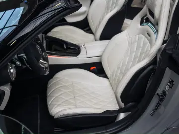 Mercedes Benz SL63 AMG Performance Sets FULL Carbon