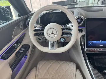 Mercedes-Benz SL 63 AMG 4M Lift Night