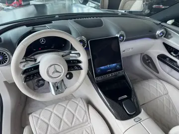 Mercedes-Benz SL 63 AMG 4M Lift Night