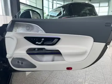 Mercedes-Benz SL 63 AMG 4M Lift Night