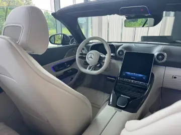 Mercedes-Benz SL 63 AMG 4M Lift Night