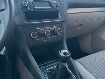 Volkswagen GOLF 2009 1.4 Benzina Euro 5