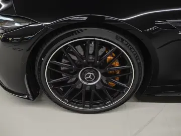 Mercedes-Benz SL 63 AMG  Keramik