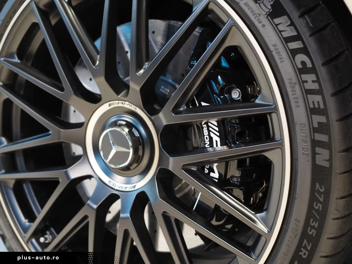 Mercedes-Benz SL 63 AMG Golden Coast 1 of 100 NEU