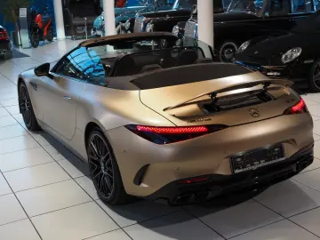 Mercedes-Benz SL 63 AMG Golden Coast 1 of 100 NEU