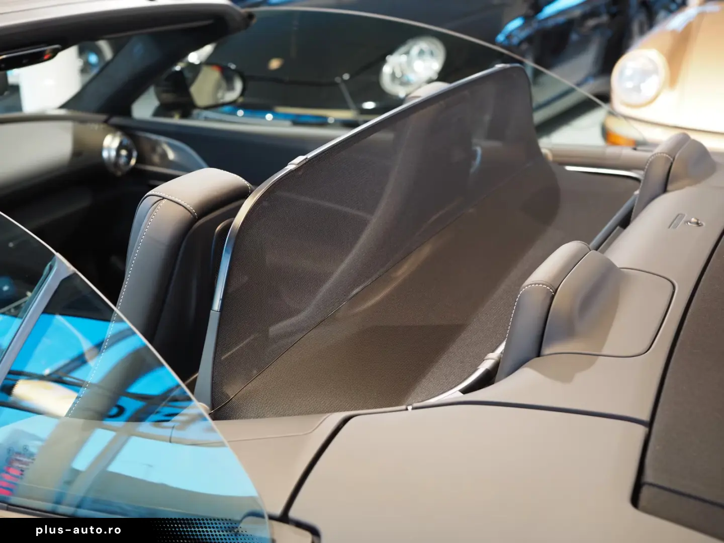 Mercedes-Benz SL 63 AMG Golden Coast 1 of 100 NEU