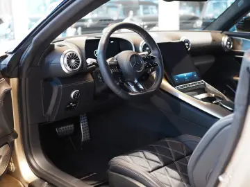 Mercedes-Benz SL 63 AMG Golden Coast 1 of 100 NEU