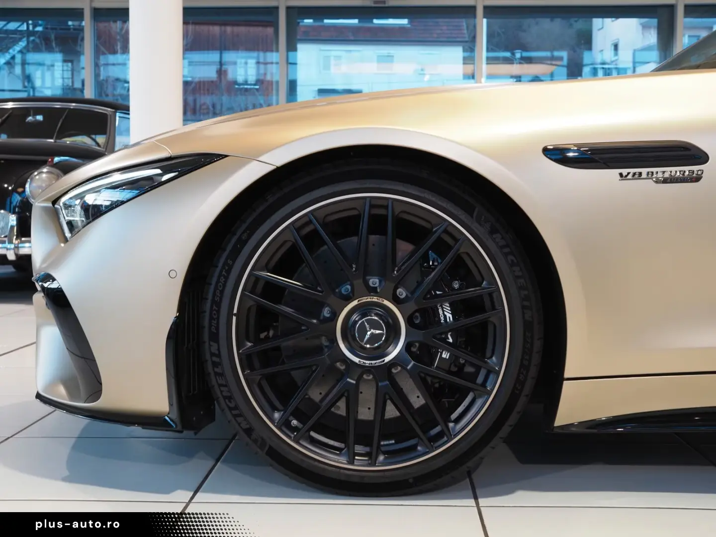 Mercedes-Benz SL 63 AMG Golden Coast 1 of 100 NEU