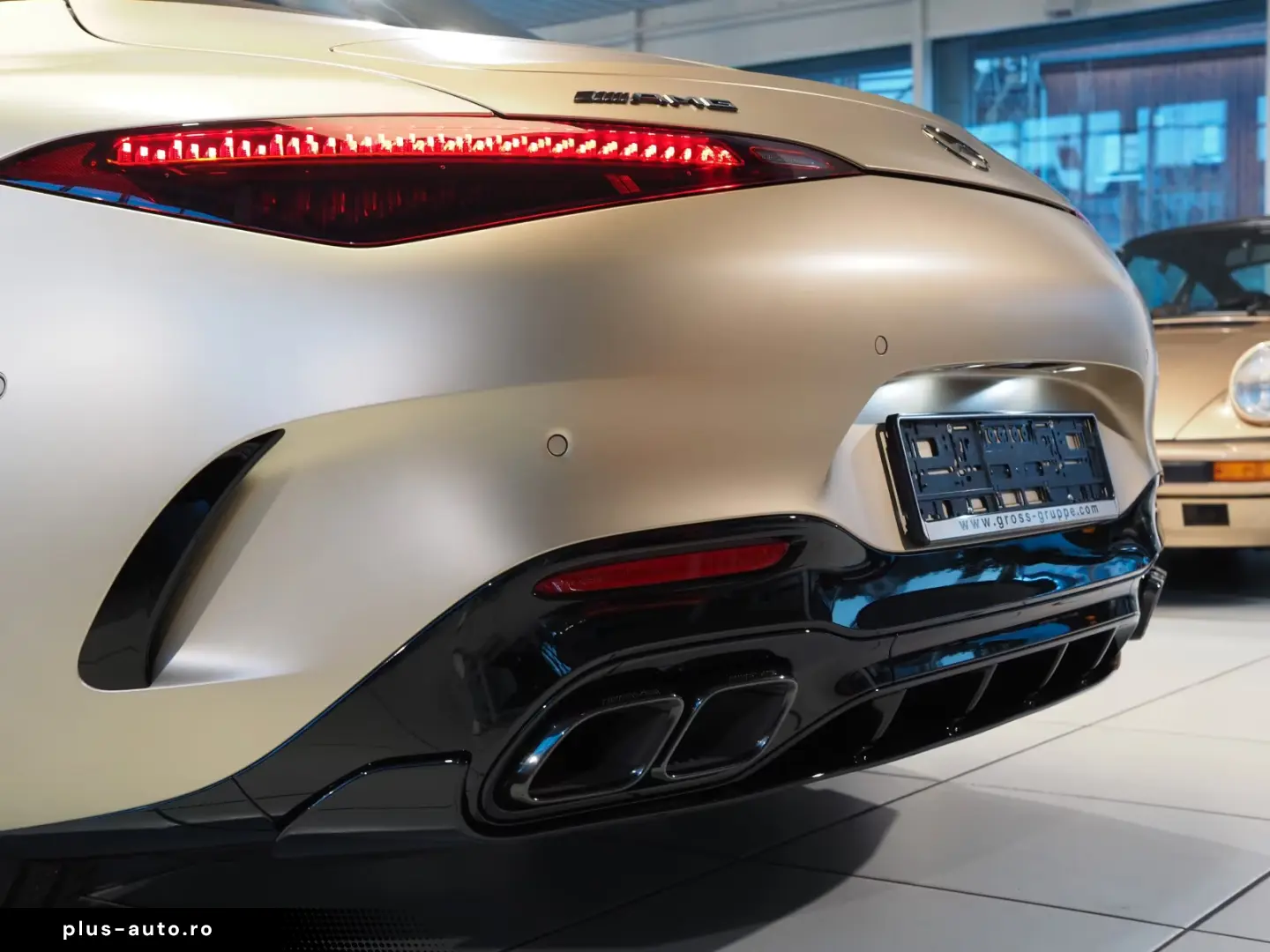 Mercedes-Benz SL 63 AMG Golden Coast 1 of 100 NEU