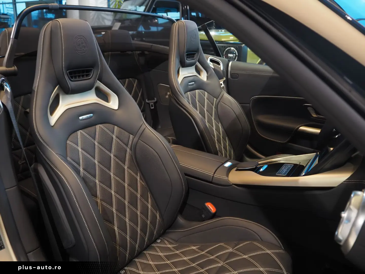 Mercedes-Benz SL 63 AMG Golden Coast 1 of 100 NEU