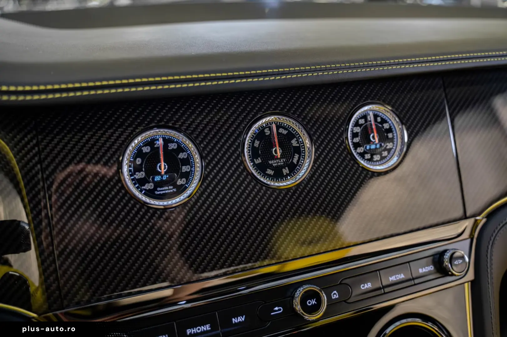 Bentley Continental GT  FULL YELLOW NAIM MULLINER