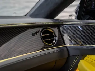 Bentley Continental GT  FULL YELLOW NAIM MULLINER