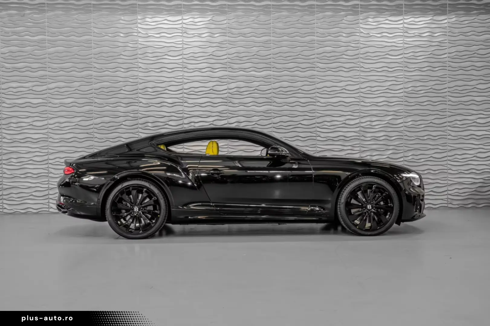 Bentley Continental GT  FULL YELLOW NAIM MULLINER